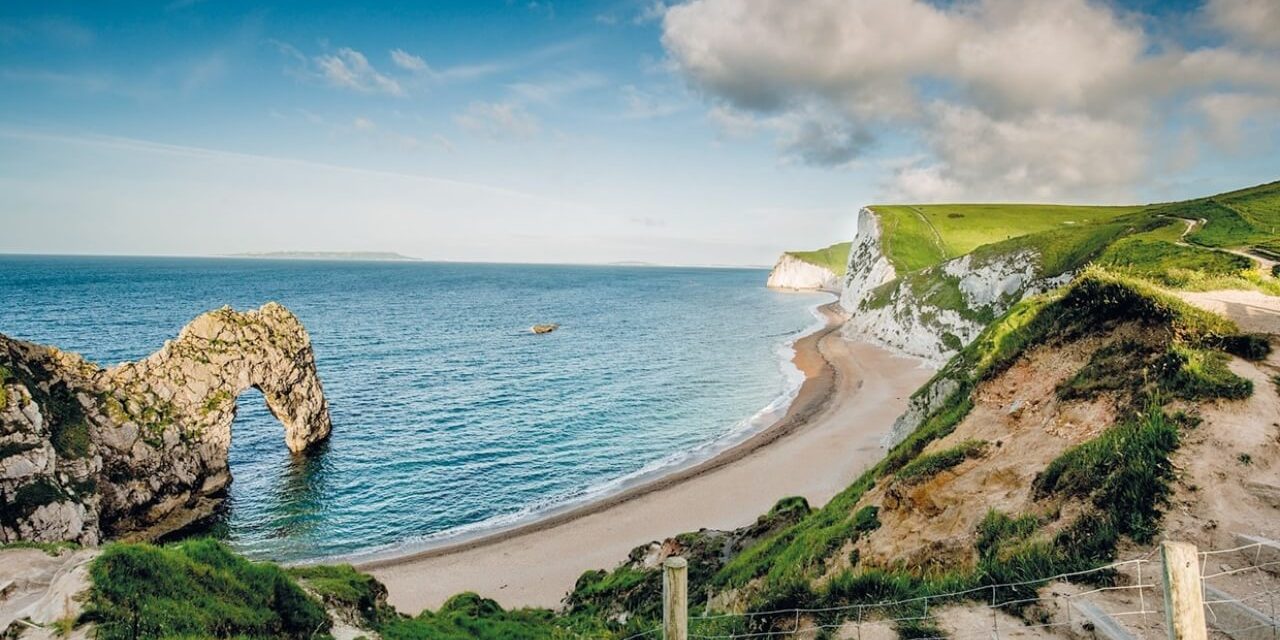 Coach Hire to Weymouth Beach Coach Hire to Weymouth Beach